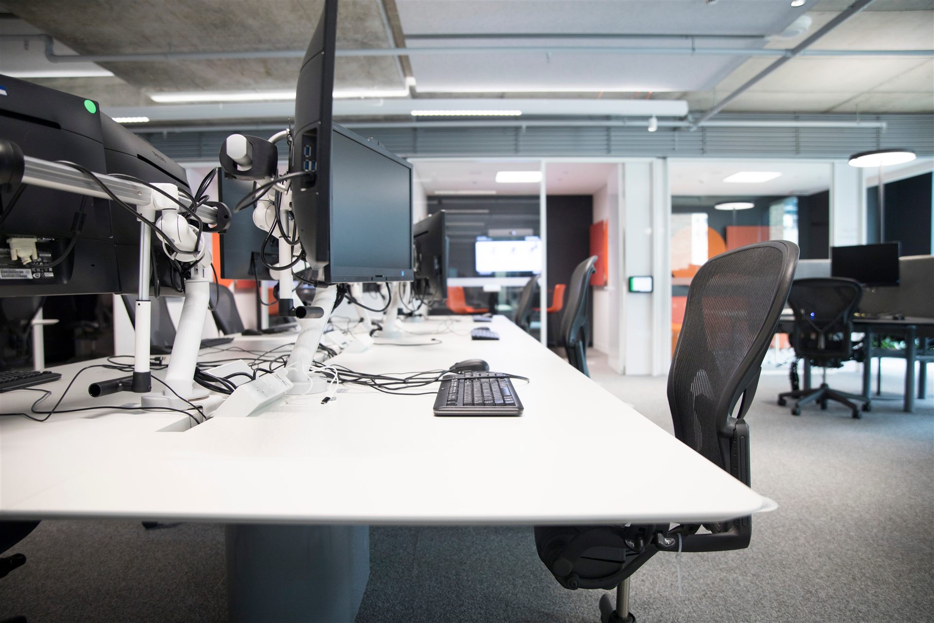 MultiViews modern digital workspace